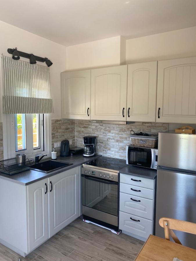 Philia Apartment Artemida  Luaran gambar