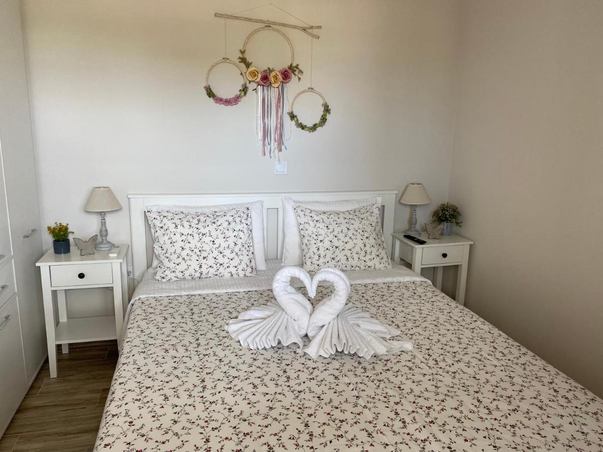 Philia Apartment Artemida  Luaran gambar
