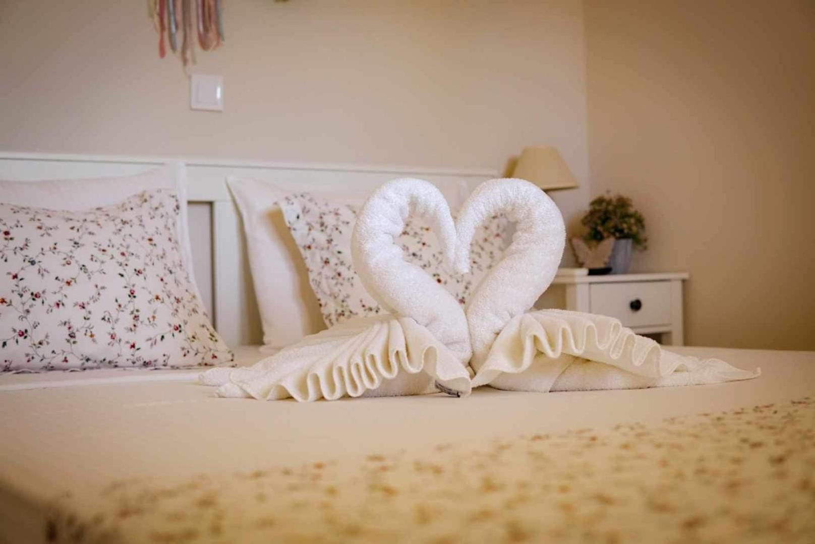 Philia Apartment Artemida  Luaran gambar